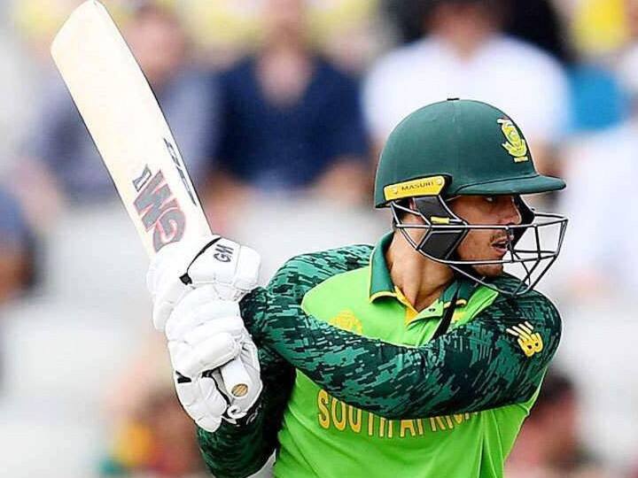 टीम इंडिया के खिलाफ खेली जा रही वनडे सीरीज में दक्षिण अफ्रीकी टीम में मौजूद क्विंटन डी कॉक ने भी भारत के खिलाफ घरेलू मैदानों पर खूब रन बरसाए हैं. इन्होंने अब तक 6 मैचों में 70.50 की औसत से 423 रन बनाए हैं. भारत के खिलाफ अपनी सरजमीं पर वे 3 शतक भी जड़ चुके हैं. मौजूदा सीरीज में वे इस लिस्ट में टॉप पर भी काबिज हो सकते हैं.