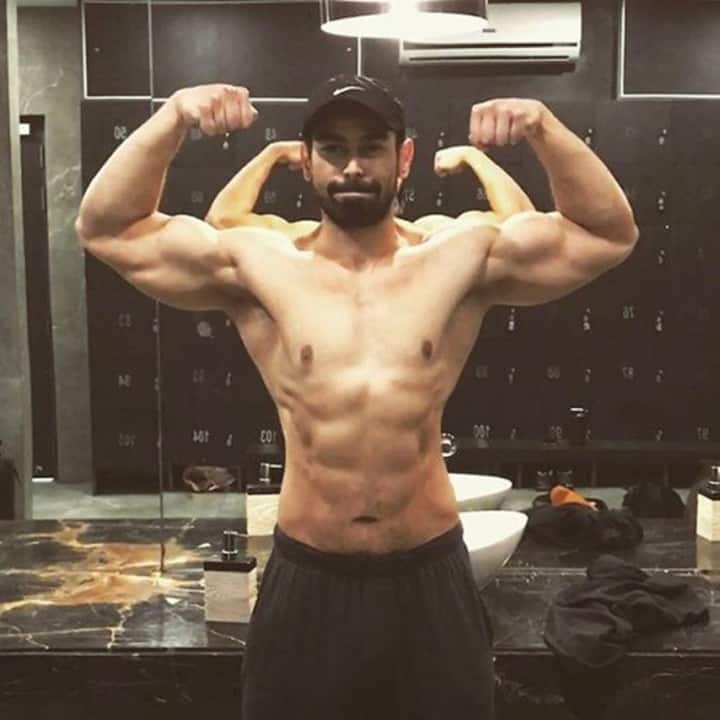 इस सवाल के जवाब में प्रतीक यादव ने कहा था कि मेरे ऊपर कभी किसी का दबाव नहीं रहा है और मेरे पूरे परिवार में सबको अपना प्रोफेशन चुनने की आजादी है.