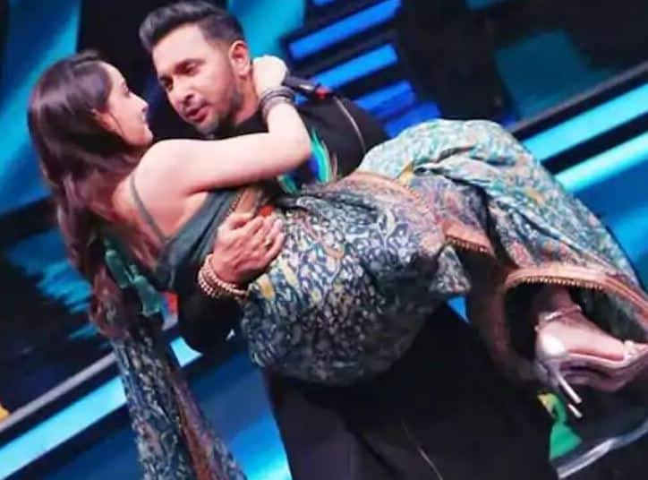 Watch: कभी गोद में उठाकर तो कभी बाहों में भरकर टेरेंस ने Nora Fatehi के साथ किया ऐसा डांस, देखते रह गए देखने वाले