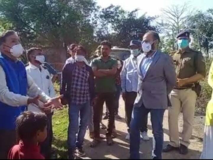 Sehore News: कलेक्टर ने पनीर फैक्ट्री से निकलने वाले दूषित पानी को लेकर किया निरीक्षण, दे दिए ये आदेश Sehore MP Collector inspected water pollution by contaminated water of cheese factory order to stop ANN Sehore News: कलेक्टर ने पनीर फैक्ट्री से निकलने वाले दूषित पानी को लेकर किया निरीक्षण, दे दिए ये आदेश