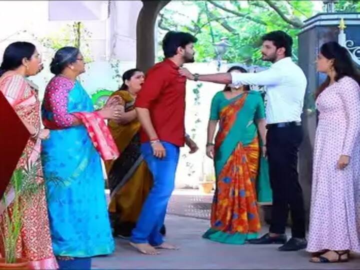 roja serial today episode arjun fight his family for negative role anu Roja Serial : அனுவிற்கு ஆதரவாக தனது குடும்பத்திடம் சண்டையிட்ட அர்ஜூன்...! அதிர்ச்சியில் ரோஜா ரசிகர்கள்..!