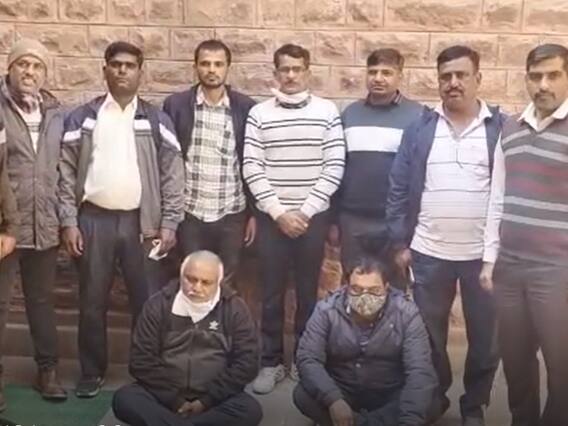 Jodhpur News: चोरी के गाड़ी की डिमांड आते ही निकल पड़ते थे गाड़ी चुराने, तरीका जानकर आप भी हो जाएंगे हैरान Jodhpur News: चोरी के गाड़ी की डिमांड आते ही निकल पड़ते थे गाड़ी चुराने, तरीका जानकर आप भी हो जाएंगे हैरान