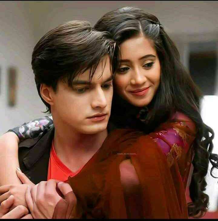 ये रिश्ता क्या कहलाता है कि जोड़ी शिवांगी जोशी (Shivangi Joshi) और मोहसिन खान (Mohsin Khan) को भी दर्शकों ने खूब पसंद किया. शिवांगी जोशी ने छोटे पर्दे पर इस शो से अपना डेब्यू किया था. छोटे पर्दे की इस जोड़ी को कई अवार्ड मिले हैं. बहुत कम समय में ये जोड़ी छोटे पर्दे की सुपर हिट जोड़ियों में शामिल हो गई थी.