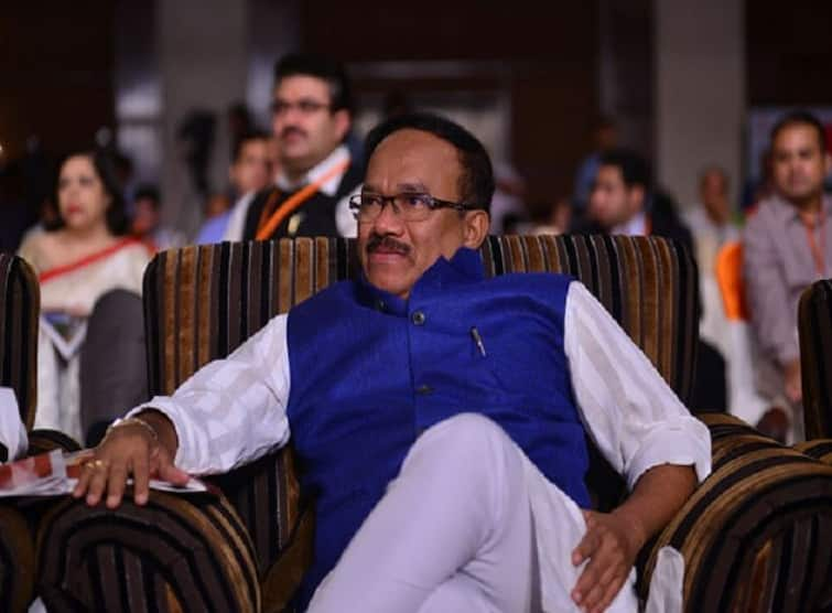 Goa Assembly Elections: Ex-CM Laxmikant Parsekar Quits BJP, To Contest Independently ગોવા વિધાનસભા ચૂંટણી પહેલા BJPને વધુ એક ઝટકો,  પૂર્વ મુખ્યમંત્રી લક્ષ્મીકાંત પારસેકરે આપ્યું રાજીનામું