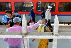 Covid Update: India's Omicron Tally Surpasses 10,000 Mark, Daily Surge Remains Above 3 Lakh