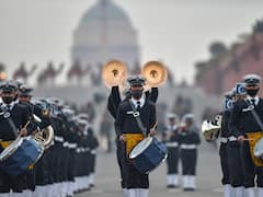 बॉलीवुड की धुन पर Indian Navi की शानदार परेड, सुनकर झूम उठेगा मन | Republic Day Parade