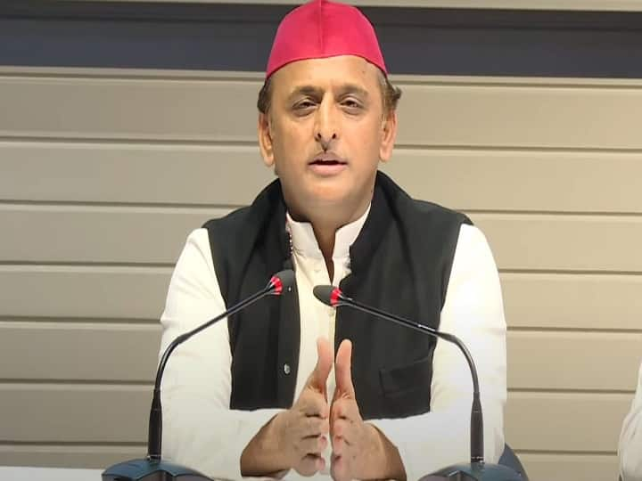 samajwadi party candidate list for Moradabad 6 assembly seat ann UP Election 2022: मुरादाबाद की सभी 6 सीटों पर सपा ने उतारे मुस्लिम उम्मीदवार, दो मौजूदा विधायकों के टिकट कटे