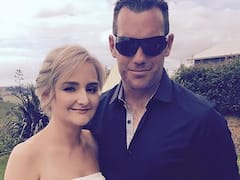 Wife Sells Husband :  కలికాలం.. భర్తను అమ్మకానికి పెట్టిన భార్య !  ఎందుకో.. ఎంతకో తెలుసా ?