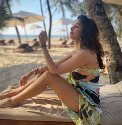 મલ્લિકા શેરાવતે પોતાના ઇન્સ્ટાગ્રામ એકાઉન્ટ પર શેર કરી હોટ તસવીરો