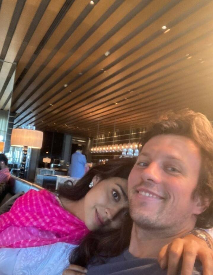శ్రియ, ఆండ్రీ కొశ్చీవ్ దంపతులు (Image courtesy - @ Andrei Koscheev/Instagram)