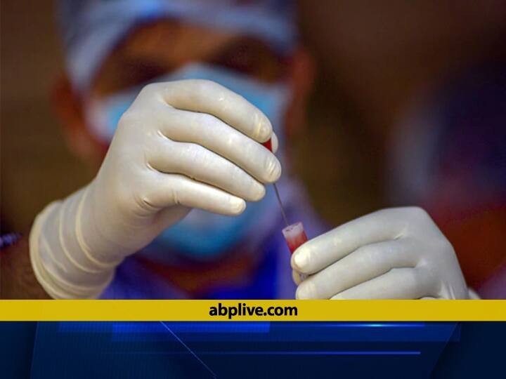 Chhattisgarh News: कोरोना की रफ्तार लगातार जारी लेकिन इस राहत भरी खबर से कम हुई चिंता Chhattisgarh Compared to new cases recovered increased positivity rate decrease 2 percent ANN Chhattisgarh News: कोरोना की रफ्तार लगातार जारी लेकिन इस राहत भरी खबर से कम हुई चिंता