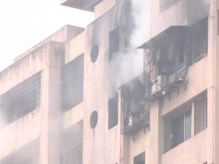 Mumbai News: Massive fire breaks out in multi-storey building in Mumbai, 2 killed, many scorched Mumbai News: मुंबई की बहुमंजिला इमारत में लगी भीषण आग, 2 की मौत, फायर टेंडर की कई गाड़ियां मौके पर