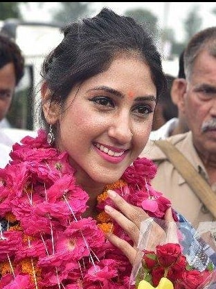 कौन हैं बीजेपी से टिकट पाने वाली अदिति सिंह