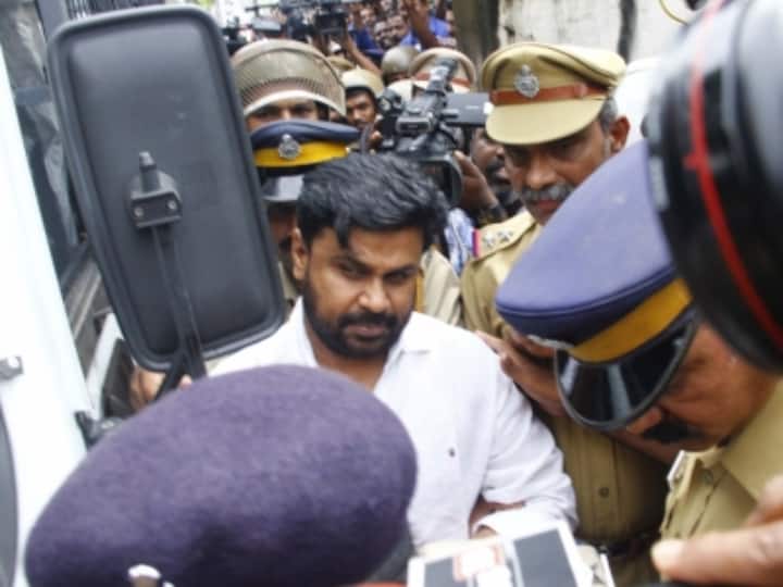 Actor Dileep Not To Be Arrested Till January 27, To Appear Before Police For Questioning Actor Dileep Not To Be Arrested Till January 27, To Appear Before Police For Questioning