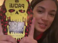 One Chip Challenge : सोशल मीडियावर व्हायरल 'वन चिप चॅलेंज'मुळे अनेक मुले रुग्णालयात दाखल, काय आहे ते जाणून घ्या