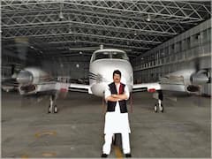 Raja Bhaiya's Hobbies: घुड़सवारी और प्लेन उड़ाने का शौक भी रखते हैं राजा भैया, तुड़वा चुके हैं दो पसलियां