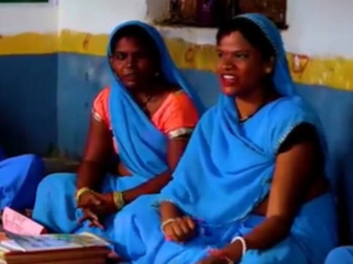 MP Sheopur Dubdi Village Women associated with Livelihood Mission, there is no bpl family, details here. MP News: मध्य प्रदेश के इस गांव में नहीं है एक भी बीपीएल कार्डधारक, महिलाओं ने ऐसे बदली पहचान