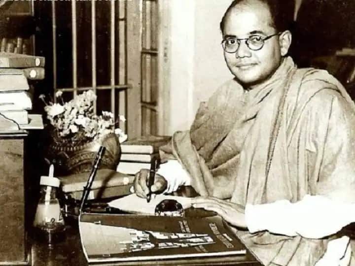 ‘সত্যান্বেষণ না করা পর্যন্ত আমরা নীরব হয়ে বসে থাকব না, বা থাকা উচিতও নয়’।