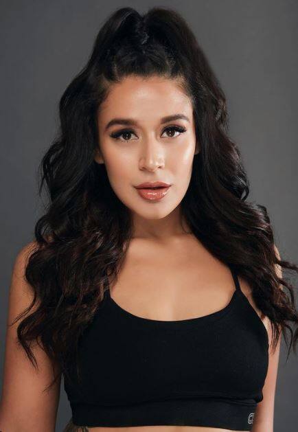 કૃષ્ણા શ્રોફે કહ્યું કે બાદમાં ફિટ રહેવા તેણે કસરત શરૂ કરી અને ફિટનેસને પ્રેમ કરવા લાગી છે.કૃષ્ણા શ્રોફ પોતાના પિતાની ખૂબ નજીક છે. કૃષ્ણા શ્રોફે કહ્યુ કે તે તેના પિતાની સાથે બેસી મોડી રાત સુધી બોક્સિંગ મેચ જોવે છે.