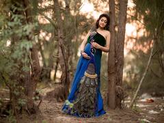 நடிகை நீலிமா ராணியின் கர்ப்ப கால போட்டோஷூட்!