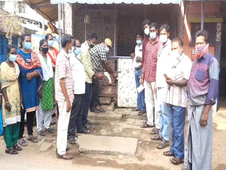 முழு ஊரடங்கில் கெட்டுப்போன ஆட்டிறைச்சி விற்பனை - மயிலாடுதுறையில் கடைக்கு சீல் வைப்பு