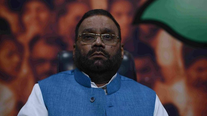 बात स्‍वामी प्रसाद मौर्य के संपत्ति की करें तो 2017 में चुनाव आयोग को उन्होंने बताया था कि उनके पास करीब सवा करोड़ रुपये की चल अचल संपत्ति है.