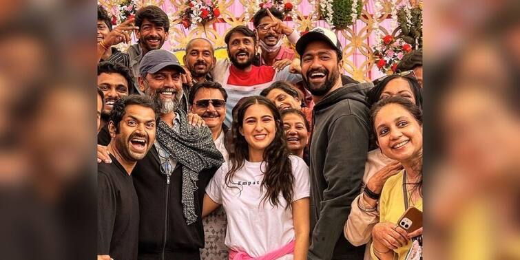 Vicky Kaushal And Sara Ali Khan Wrap The Indore Schedule Of Upcoming Film In A Fun-Filled Way Shooting Wrap Up: শেষ হল ভিকি কৌশল-সারা আলি খানের আগামী ছবির শ্যুটিং