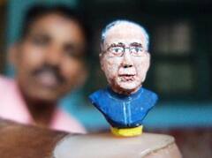 Chhattisgarh के शिल्पकार ने बनाई PM Modi की सबसे छोटी मूर्ति, तस्वीरों में देखिए इस कलाकार की हैरान कर देने वाली प्रतिभा