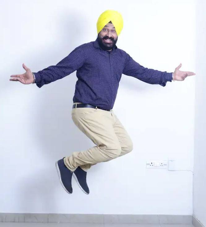 ਗੁਰਚਰਨ ਸਿੰਘ- ਗੁਰਚਰਨ ਸਿੰਘ ਸ਼ੋਅ ਵਿੱਚ ਰੋਸ਼ਨ ਸਿੰਘ ਸੋਢੀ ਦਾ ਕਿਰਦਾਰ ਨਿਭਾਅ ਰਹੇ ਸਨ। ਪਰ ਆਪਣੇ ਨਿੱਜੀ ਕਾਰਨਾਂ ਕਰਕੇ ਉਨ੍ਹਾਂ ਨੇ ਸ਼ੋਅ ਛੱਡ ਦਿੱਤਾ। ਉਨ੍ਹਾਂ ਦੇ ਪਿਤਾ ਦੀ ਤਬੀਅਤ ਖਰਾਬ ਸੀ, ਜਿਸ ਦੀ ਦੇਖਭਾਲ ਲਈ ਉਨ੍ਹਾਂ ਨੇ ਇਸ ਮਸ਼ਹੂਰ ਸ਼ੋਅ ਨੂੰ ਅਲਵਿਦਾ ਕਹਿ ਦਿੱਤਾ।
