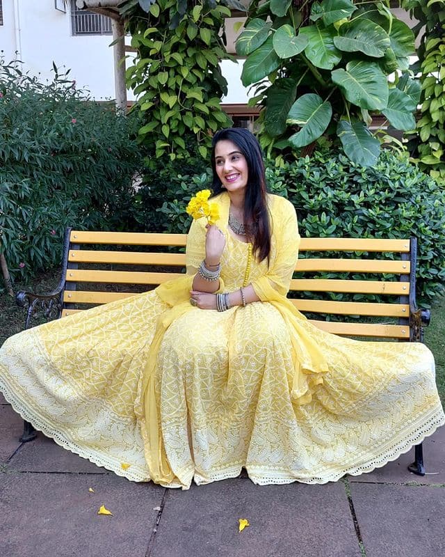 'बिग बॉस मराठी' या रिअ‍ॅलिटी शोमधून घराघरात पोहोचलेली अभिनेत्री म्हणजे सई लोकूर.