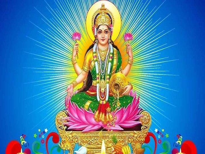 लक्ष्मी जी का वाहन- आमतौर पर लोगों को पता है कि मां लक्ष्मी का वाहन उल्लू है. लेकिन ये बात बहुत ही कम लोग जानते हैं कि इनका वाहन हाथी भी है.