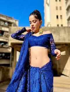 ਬੇਹੱਦ ਹੌਟ ਡ੍ਰੈੱਸ ਪਾ ਪਾਰਟੀ 'ਚ ਪਹੁੰਚੀ Bigg Boss ਫੇਮ Urfi Javed, ਵੇਖੋ ਤਸਵੀਰਾਂ