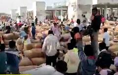 వరంగల్ లో రైతులను చెదరగొట్టేందుకు భారీగా మోహరించిన పోలీసులు..