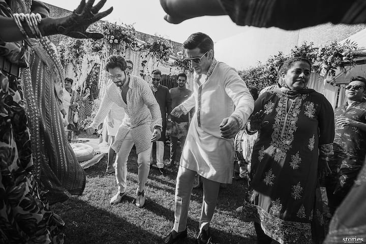 వరుణ్ ధావన్ - నటాషా దలాల్ పెళ్లి చిత్రాలు  -Image credit: Varundhawan/Instagram