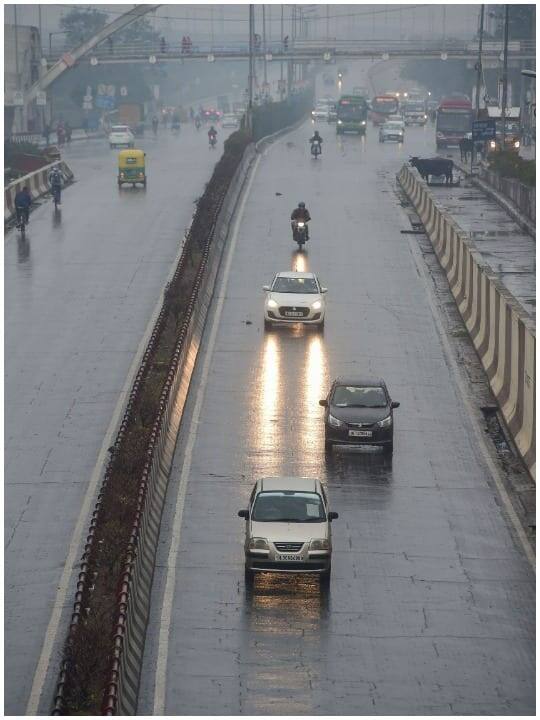 ભારતીય હવામાન વિભાગ (IMD) મુજબ, દિલ્હીમાં આ વર્ષે જાન્યુઆરીમાં કુલ 88.2 મીમી વરસાદ નોંધાયો હતો, જે 1950 પછી આ મહિનામાં સૌથી વધુ વરસાદ છે.