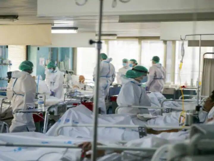 Delhi Corona News: Omicron vaccinate 438 have died in the last few days Delhi Corona News : टीकाकरण नहीं कराने वालों के लिए ओमिक्रोन बन रहा काल, 13 से 15 जनवरी के बीच कुल 89 मरीजों की मौत