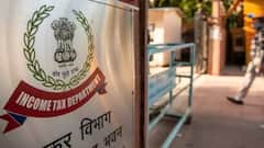 Lucknow: IT Raids at 4 BIG Businessmen
