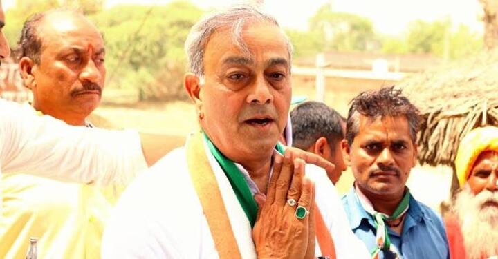 गरिमा सिंह के पति संजय सिंह का भी राजनीति के बड़े नाम हैं. संजय सिंह अमेठी राजघराने के महाराज और बीजेपी के नेता हैं. उनके पास एक बीएमडब्ल्यू, एक फॉर्च्यूनर और दो क्वालिस कार है.