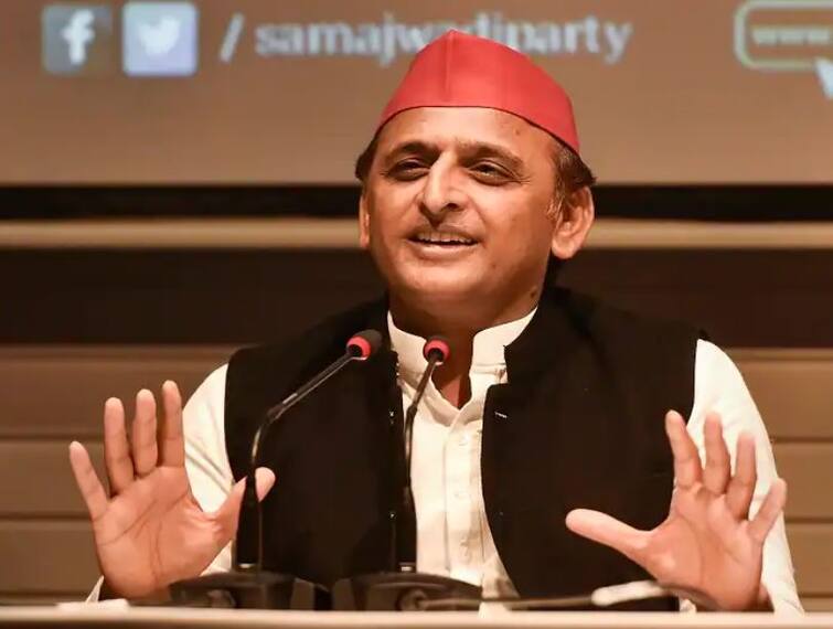 up election 2022 samajwadi  party released the  list  of 159 candidates together akhilesh yadav seat final UP Election 2022: સમાજવાદી પાર્ટીએ એક સાથે 159 ઉમેદવારોના નામની યાદી જાહેર કરી, આ બેઠક પરથી લડશે અખિલેશ યાદવ