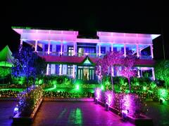 Republic day Celebrations 2022: రిపబ్లిక్‌ డే సందర్భంగా  విద్యుత్‌ దీపాలతో తాడేపల్లిలోని ముఖ్యమంత్రి క్యాంప్‌ కార్యాలయం