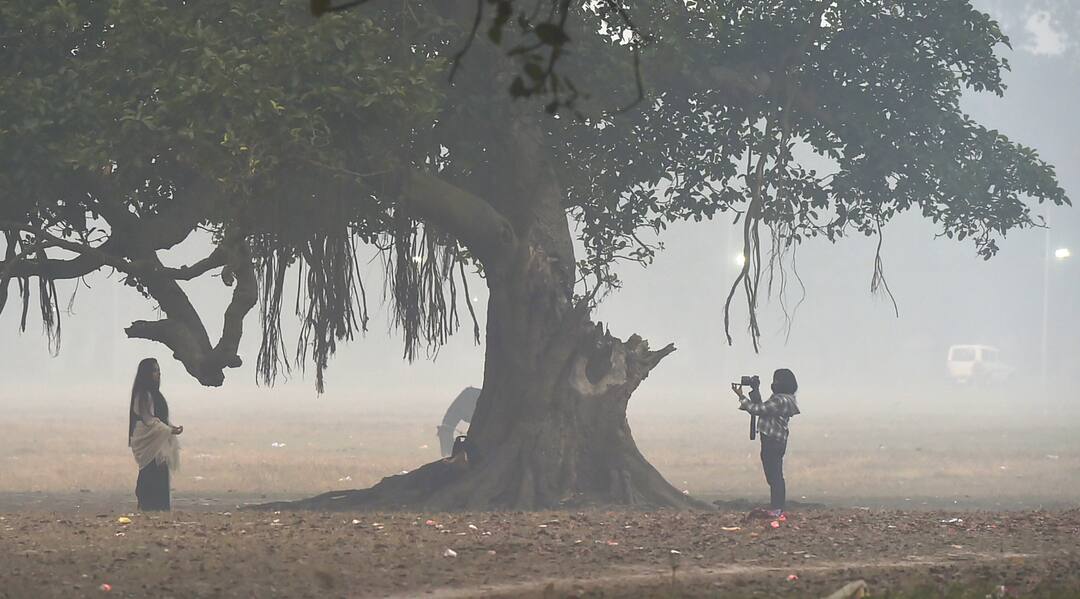 West Bengal Weather Update Report: Get to know about weather forecast of kolkata district today 24 January West Bengal Weather : মাঘেই শীত নিরুদ্দেশ ! কলকাতার তাপমাত্রা আজ স্বাভাবিকের থেকে ২ ডিগ্রি বেশি