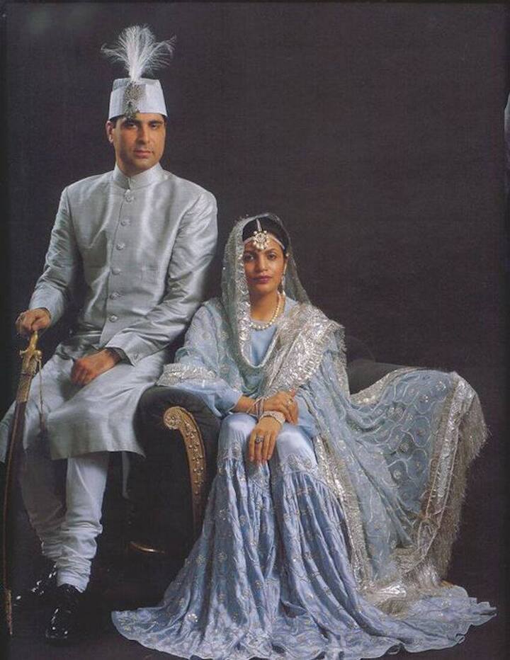 नवाब काजिम अली खान रामपुर रियासत के नवाब हैंं. स्वार सीट से विधायक रहे काजिम अली के पास टोयोटा फॉर्च्यूनर कार है.