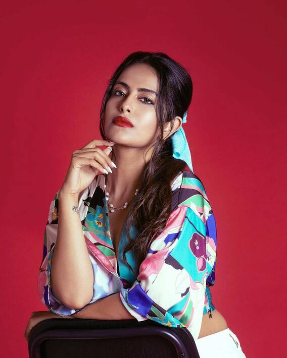 Avika Gor: అవికా గోర్ లేటెస్ట్ ఫొటోలు.. ఓ లుక్కేయండి.. 