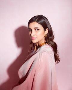 IN PICS | Parineeti Chopra Exudes Major Retro Vibes In A Pink Pleated Crush Saree