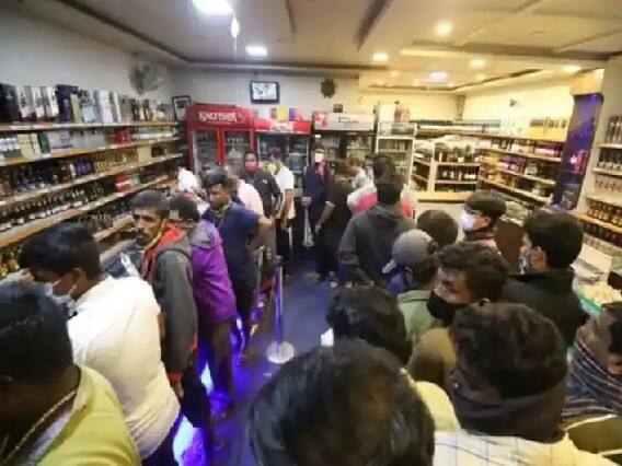 delhi dry day only 3 days in a year delhi governments new order issue regarding liquor shops राजधानीतल्या तळीरामांसाठी खुशखबर, वर्षभरात फक्त तीन ड्राय डे