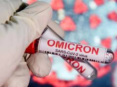 கொரோனா பெருந்தொற்றுக்கு முற்றுப்புள்ளி வைக்கிறதா ஒமிக்ரான் அலை? தெரிந்துகொள்ளவேண்டியது என்ன?