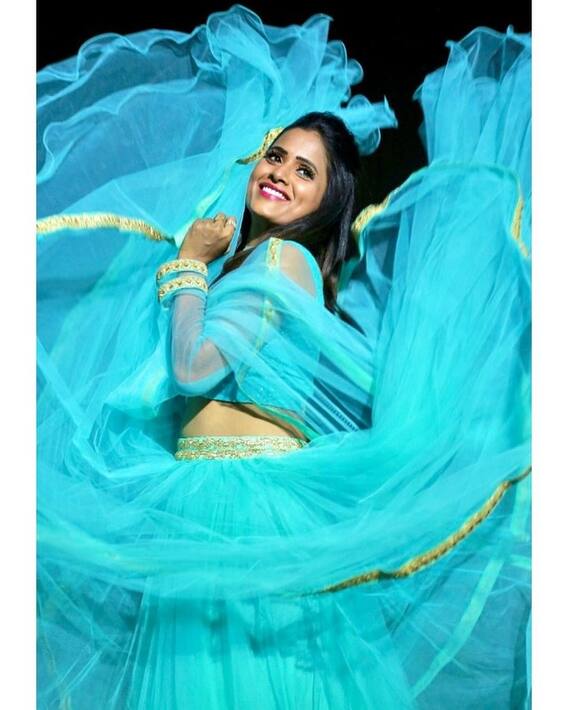 Intinti Gruhalakshmi  Serial Prashanthi Photos: నందు కొత్త భార్యగా పెత్తనం చేయాలనుకుంటున్న గృహలక్ష్మి లాస్య (ప్రశాంతి) లేటెస్ట్ ఫొటోస్..
