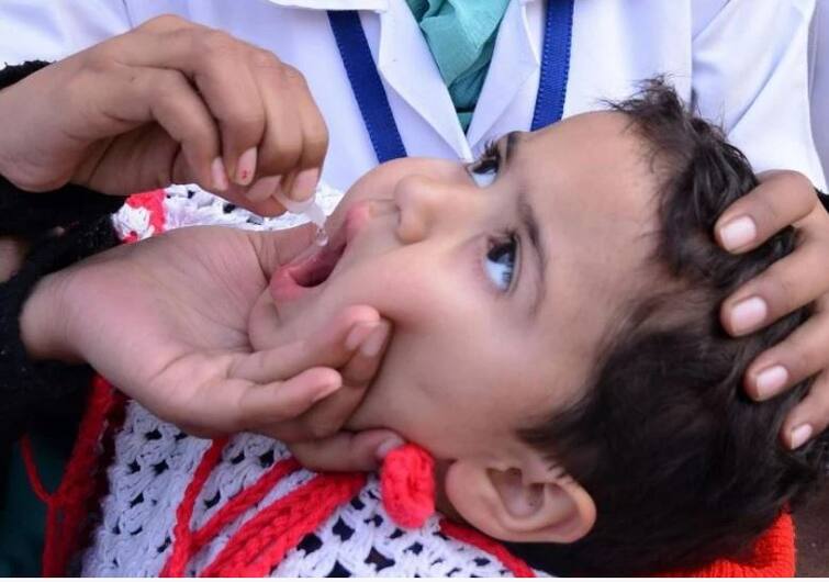 pulse polio Day polio drops immunization vaccine schedule 2022 Updates Polio : आज पोलिओ रविवार; पाच वर्षाच्या आतील बालकांसाठी 'दो बूंद जिंदगी के' आवश्यक