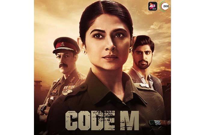 कोड एम 2 में जेनिफर विंगेट मेन रोल में हैं. ये सीरीज आर्मी पर फर्जी एनकाउंटर पर बेस्ड है. यह सीरीज आल्ट बालाजी पर स्ट्रीम हो रही है.
