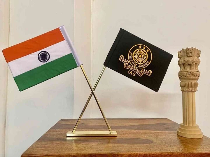 ​Success Story ​of ​IAS officer ​Gunjan Singh failed twice but clear upsc exam in third attempt ​आईएएस बनने के सपने के लिए गुंजन ने छोड़ी नौकरी, दो बार मिली असफलता लेकिन नहीं मानी हार